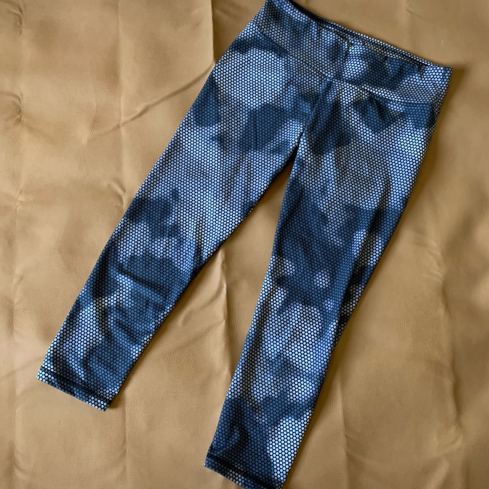 So Gray Work Out Capri Leggings